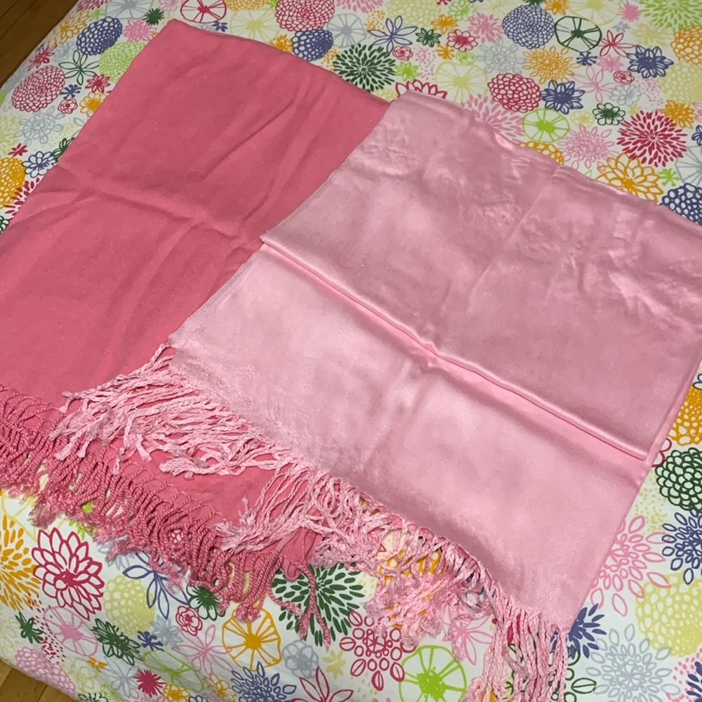 3/25$ Scarves (pashmina style)